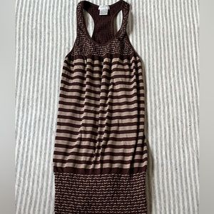 Brown and cream long sleeveless tunic!